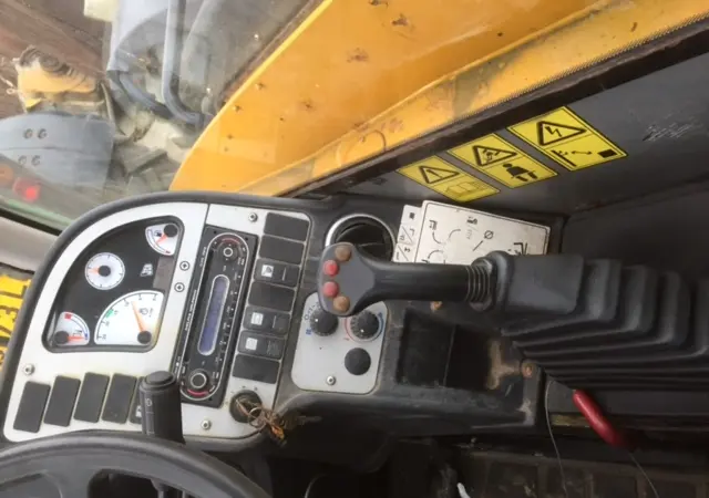 Телескопический погрузчик JCB 531-70 2009 года - фото № 4