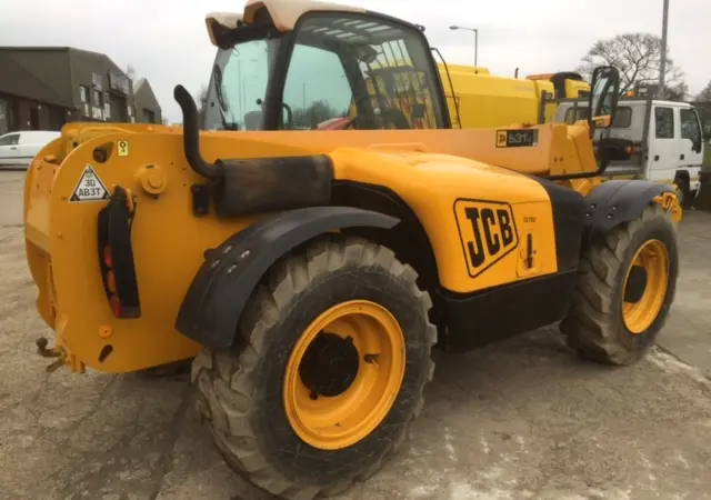 Телескопический погрузчик JCB 531-70 2009 года - фото № 6