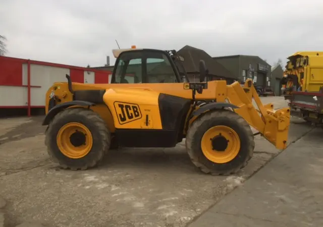 Телескопический погрузчик JCB 531-70 2009 года - фото № 8