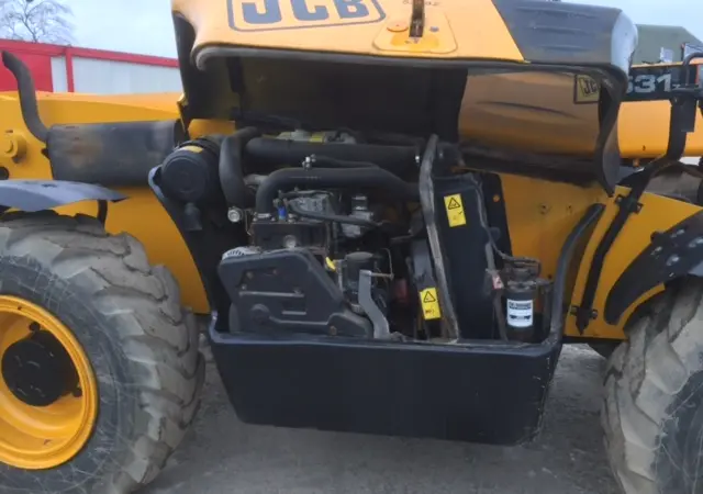 Телескопический погрузчик JCB 531-70 2009 года - фото № 9