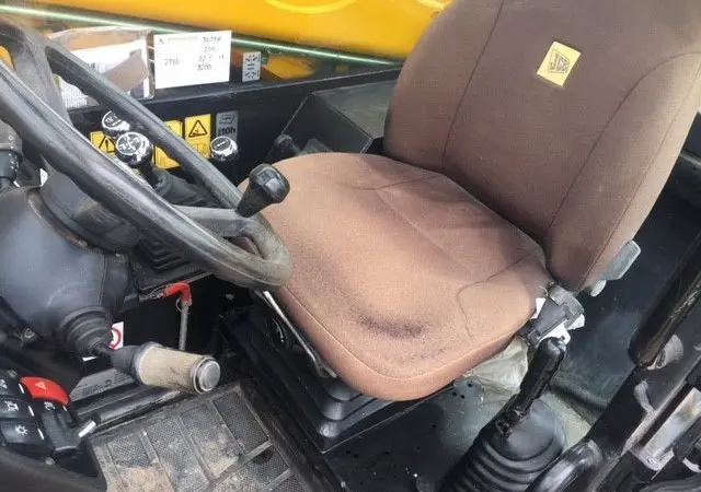 Купить Телескопический погрузчик JCB 533-105 2012 года - фото № 3