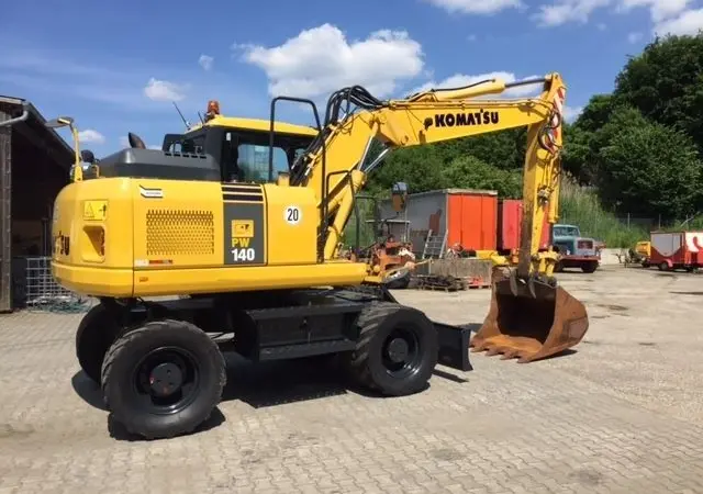 Продажа колесного экскаватора Komatsu PW 140-7 - фото № 2