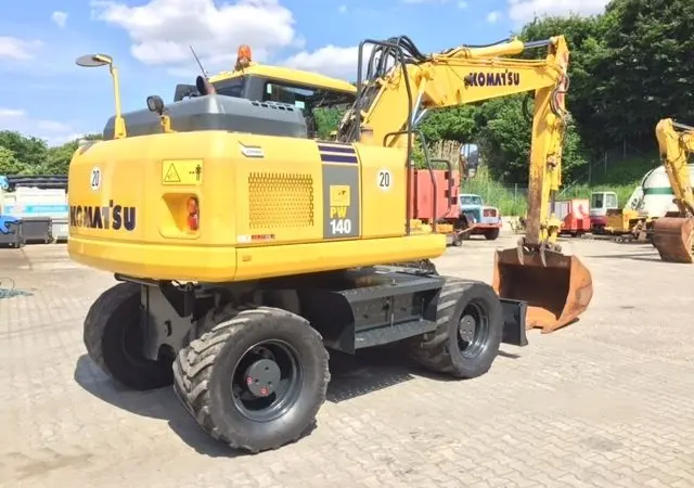 Продажа колесного экскаватора Komatsu PW 140-7 - фото № 3