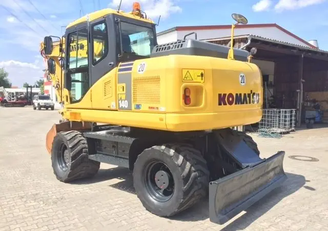 Продажа колесного экскаватора Komatsu PW 140-7 - фото № 4