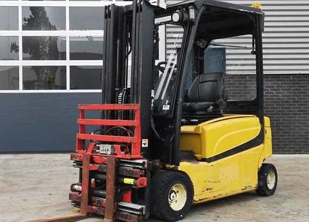 Вилочный погрузчик Yale ERP20VF - фото № 1