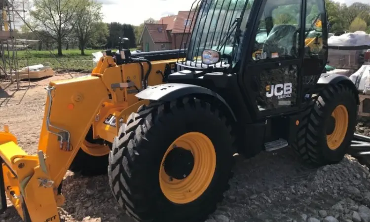 Телескопический погрузчик JCB 535-95 по доступной цене - фото № 2