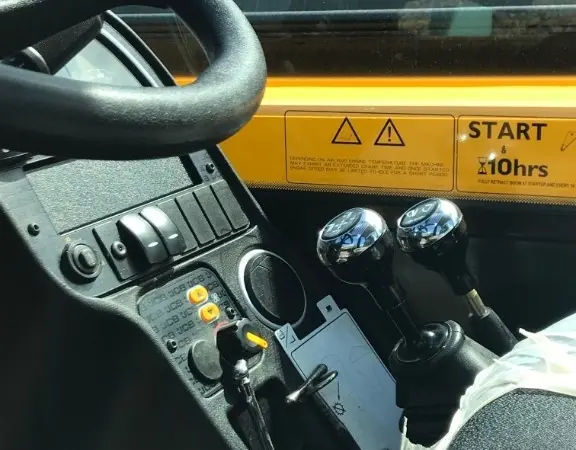 Телескопический погрузчик JCB 535-95 по доступной цене - фото № 9