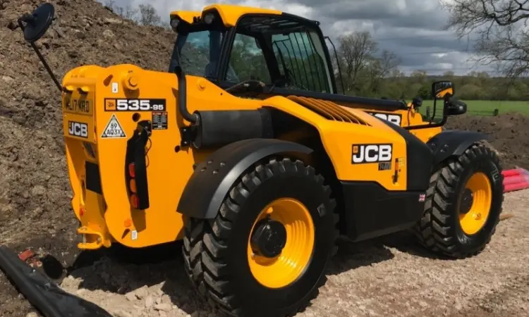 Телескопический погрузчик JCB 535-95 по доступной цене - фото № 16