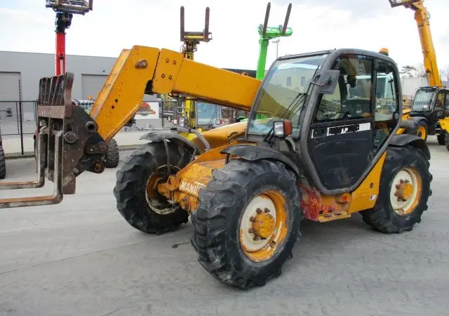 Спецтехника б/у. Телескопический погрузчик Manitou MT 732 - фото № 5