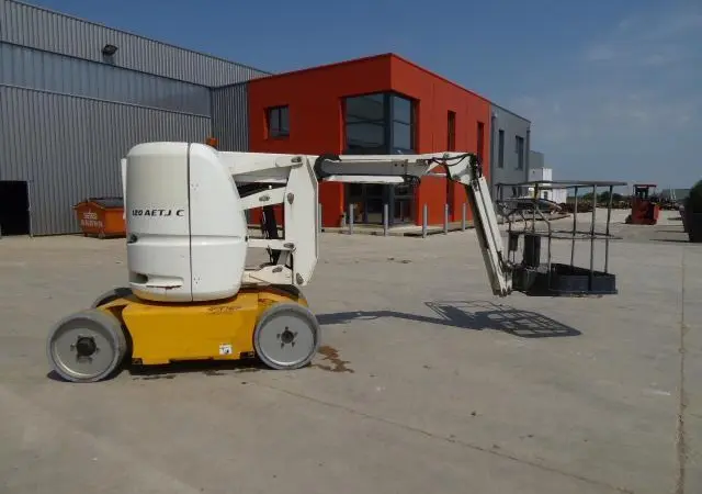 Подъемник телескопический Manitou 120 AET - JC - фото № 2