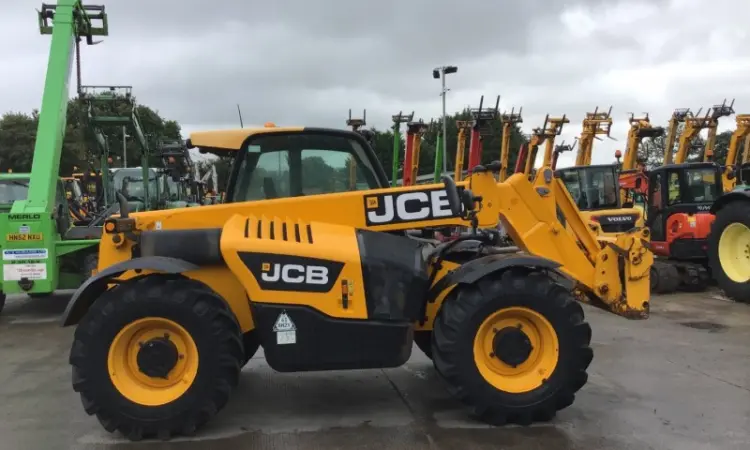 Телескопический погрузчик JCB 535-60 AGRI PLUS - фото № 9