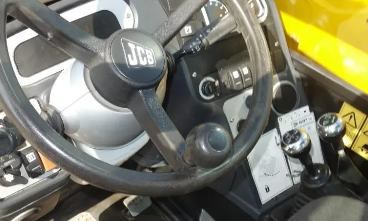 Купить Телескопический погрузчик JCB 531-70 2011 года - фото № 10