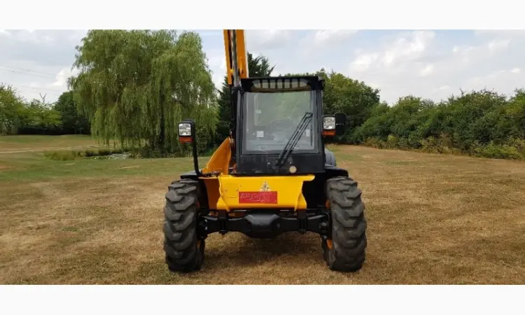 Телескопический погрузчик JCB 524-50 2011 года - фото № 3
