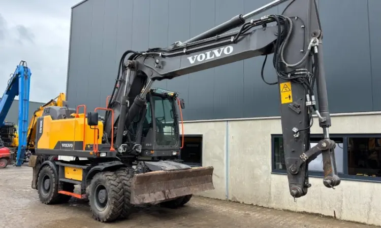 Volvo EW180E 2019 рік - фото № 1