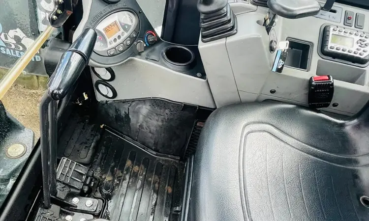 Міні-кскаватор Bobcat E25 EM - фото № 13