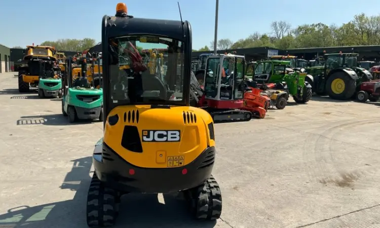 JCB 8026 СTS 2019 р - фото № 7