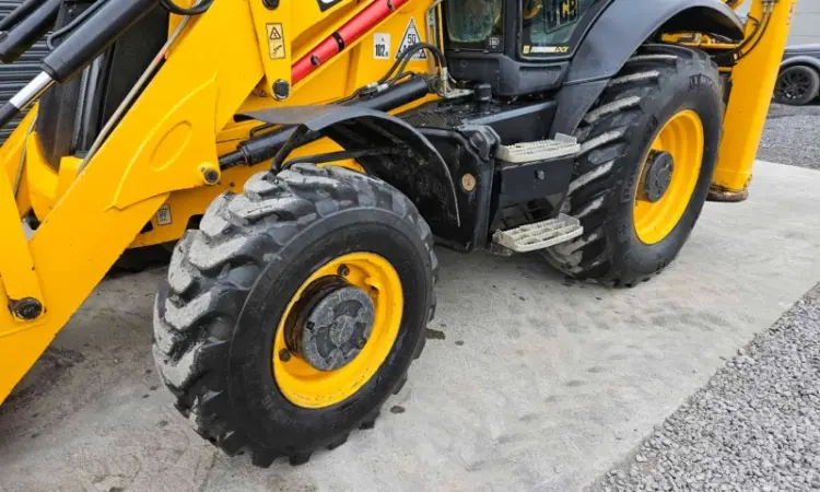 JCB 3CX SiteMaster 2016 рік - фото № 6