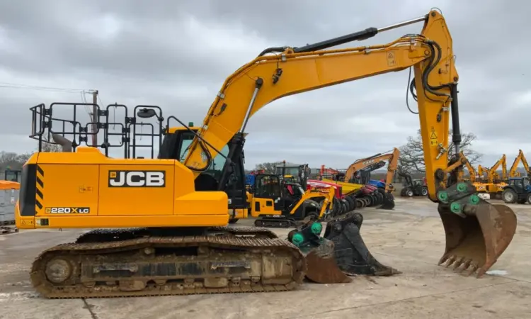 JCB 220X L SV 2024 рік - фото № 1