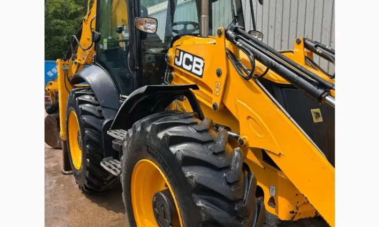 JCB 4CX 2018 рік - фото № 9