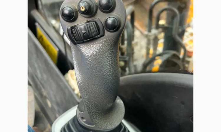 Продам колісний екскаватор JCB JS 145 W - фото № 9
