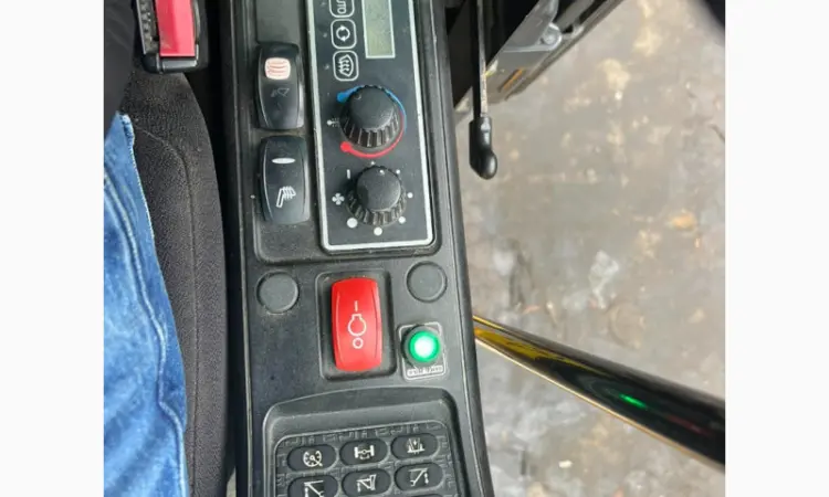 Продам колісний екскаватор JCB JS 145 W - фото № 5