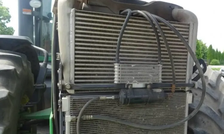 Колёсный трактор John Deere- 8430 - фото № 9