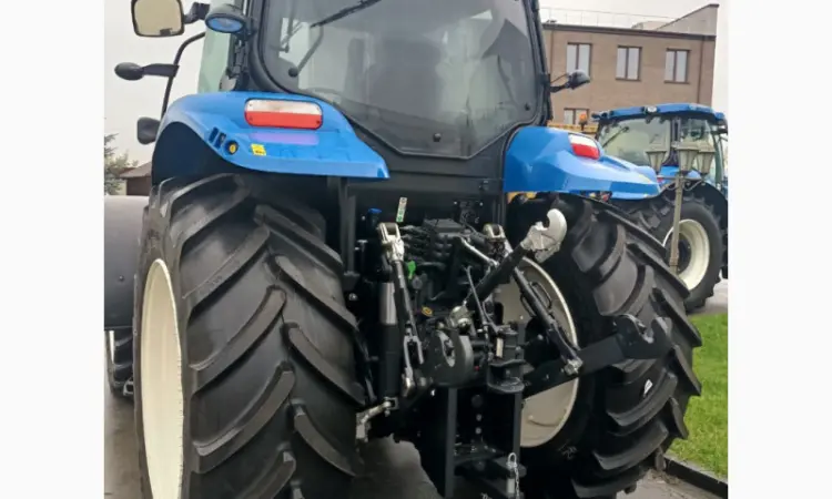 Новий трактор New Holland T6070 PLUS - 142 к.с - фото № 2