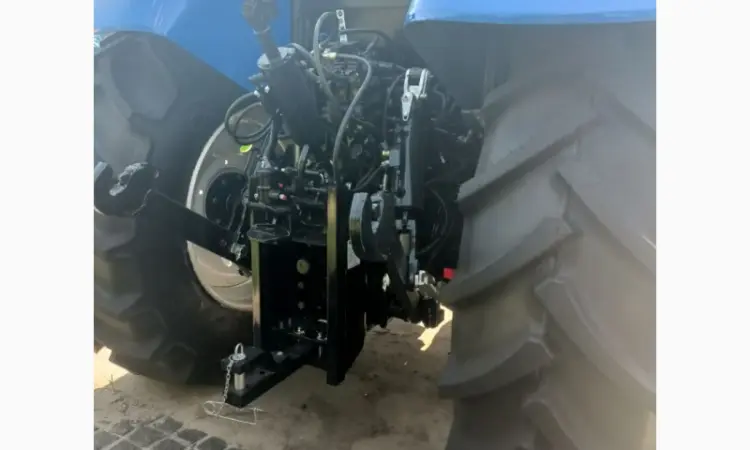 Новий трактор New Holland T6070 PLUS - 142 к.с - фото № 3