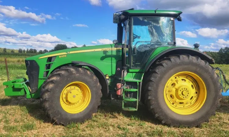 Трактор колісний John Deere 8430 - фото № 2