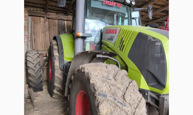 Тактор колісний Claas Axion 850 - фото № 1