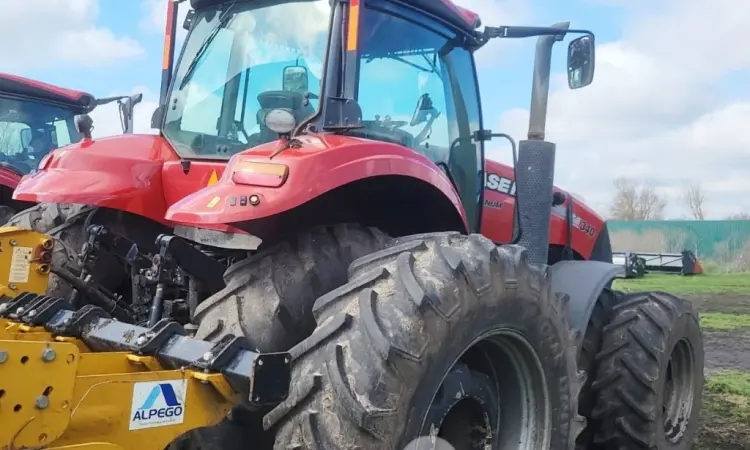 Трактор колісний Case IH Magnum 340 - фото № 4