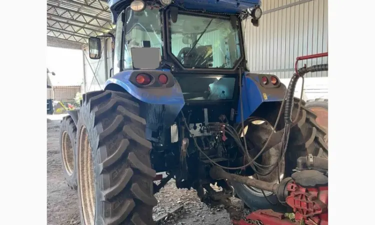 Трактор New Holland TD5.110 - фото № 6
