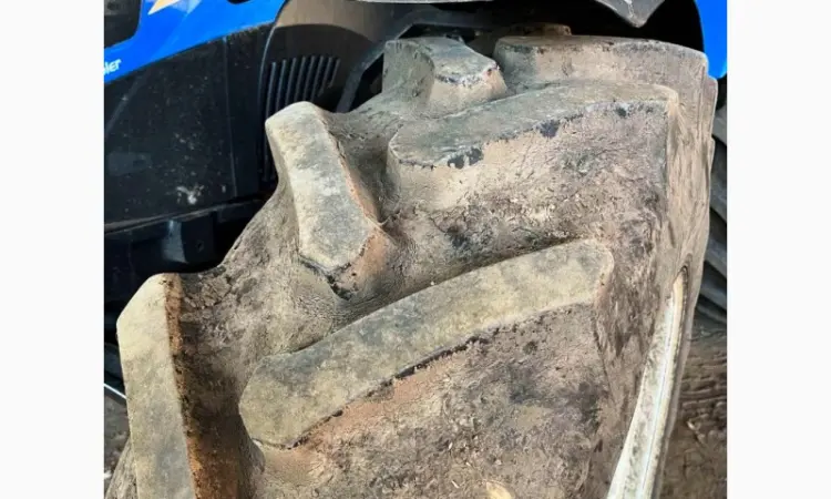 Трактор New Holland TD5.110 - фото № 8