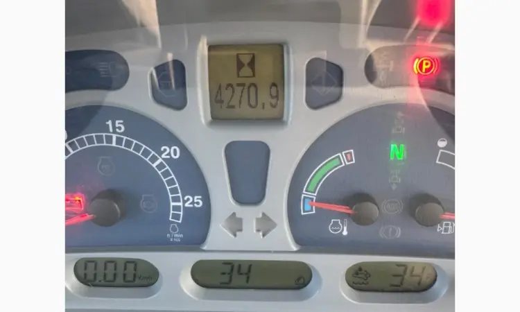 Трактор New Holland T7.315 - фото № 3