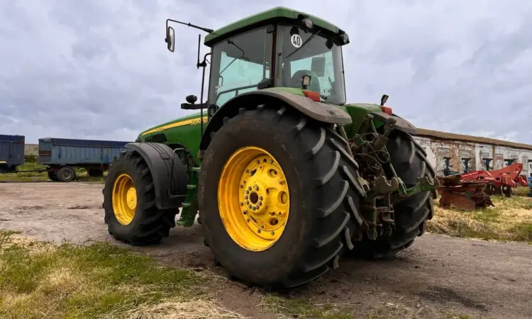 Трактор колісний John Deere 8420 - фото № 4