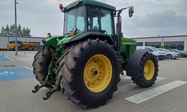 Трактор John Deere 7710 - фото № 10