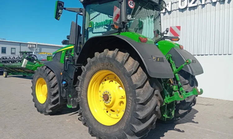 Трактор John Deere 7R310 - фото № 9