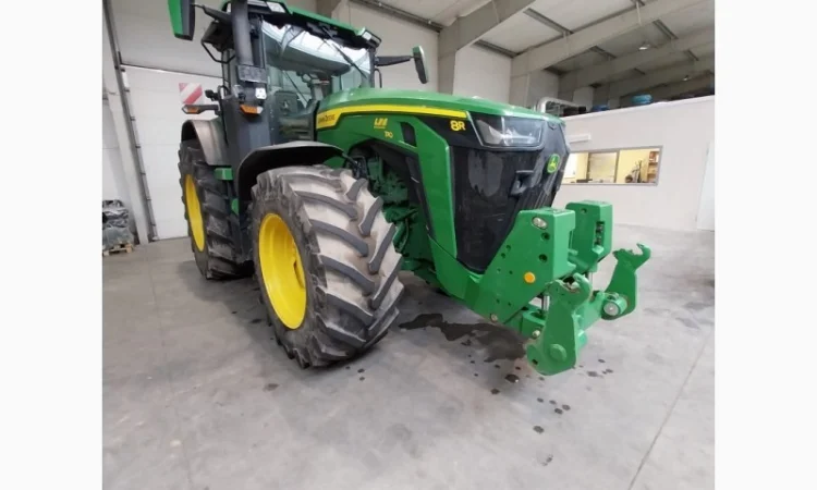 Трактор John Deere 8R 310 - фото № 12