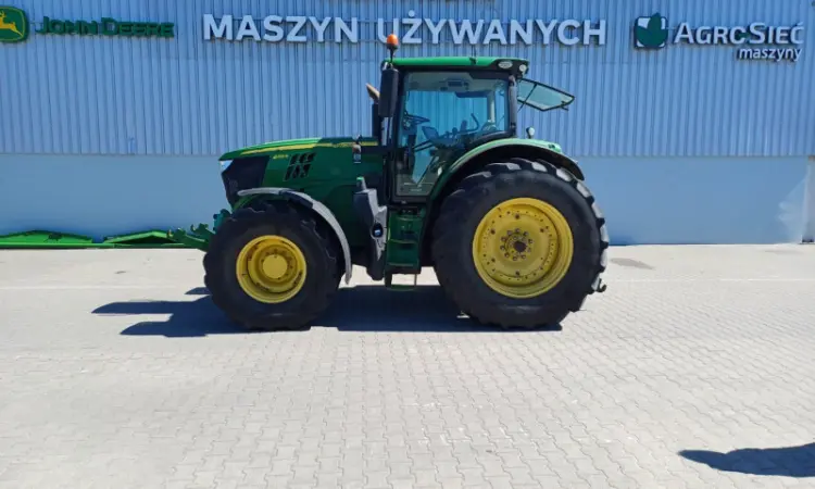Трактор John Deere 6215R - фото № 1