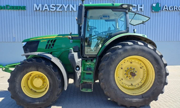 Трактор John Deere 6215R - фото № 4