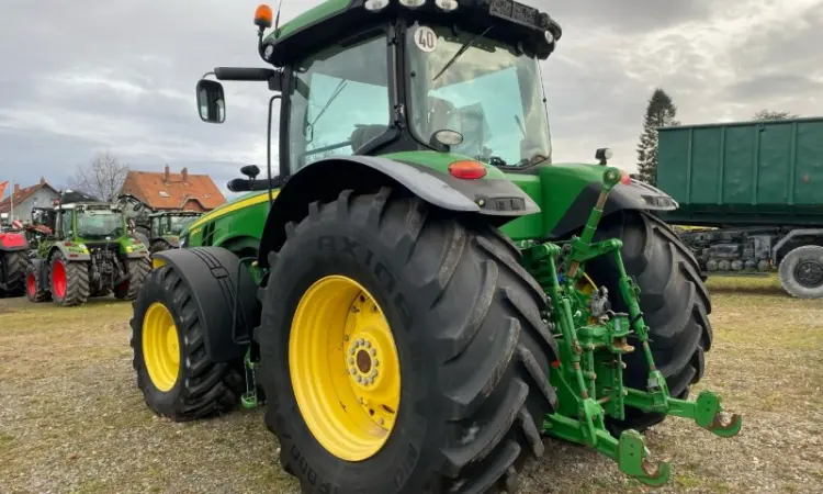John Deere 8310R 2013 рік - фото № 4