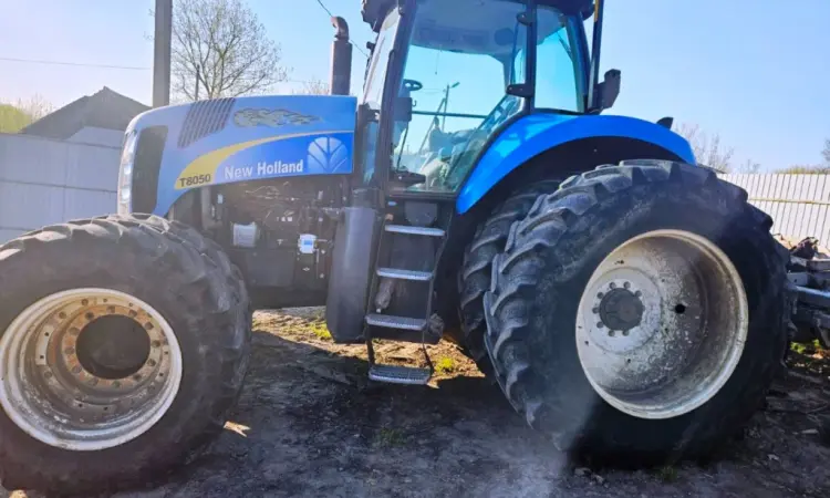 Трактор New Holland T8050 - фото № 3
