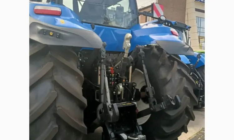 Трактор New Holland T8.410 GENESIS - фото № 3