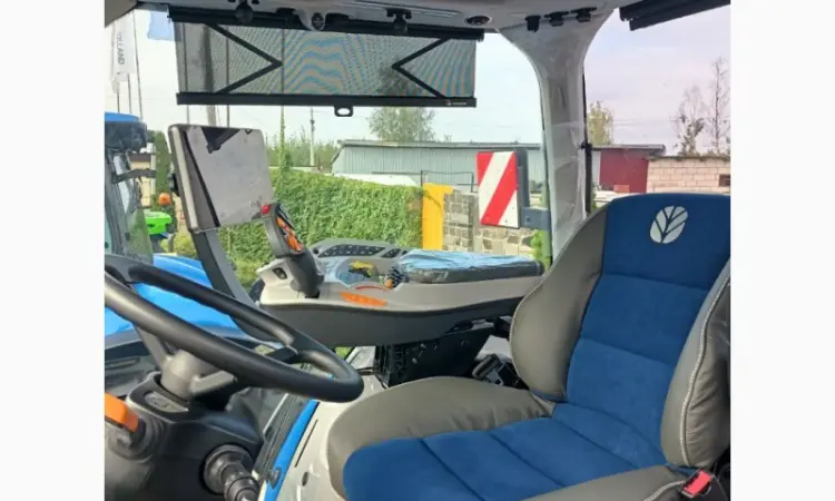 Трактор New Holland T8.410 GENESIS - фото № 6