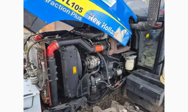 Трактор New Holland TL 105 - фото № 11