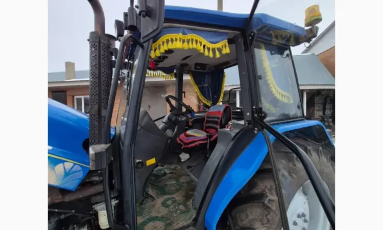 Трактор New Holland TL 105 - фото № 16