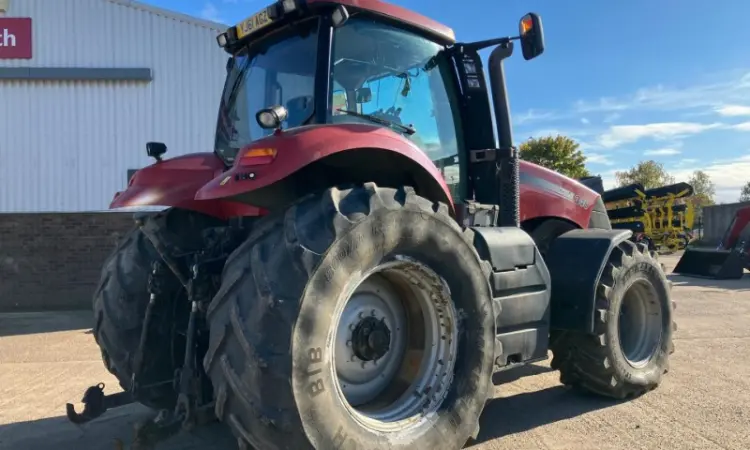 Трактор CASE IH MAGNUM 340 (2011) - фото № 19