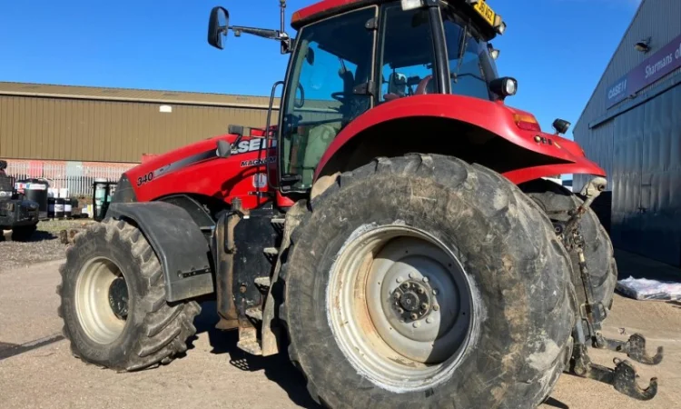 Трактор CASE IH MAGNUM 340 (2011) - фото № 4