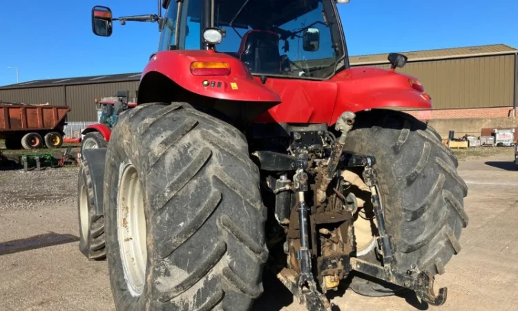 Трактор CASE IH MAGNUM 340 (2011) - фото № 5