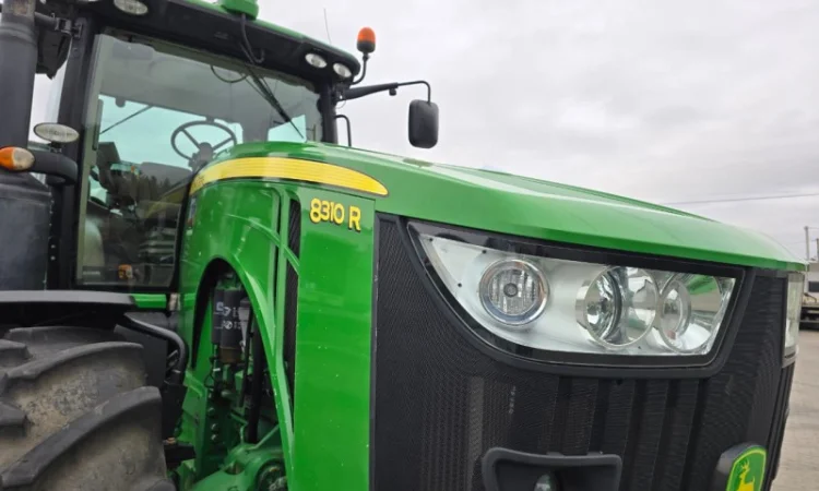 Трактор John Deere 8310R (2014) В наявності - фото № 6